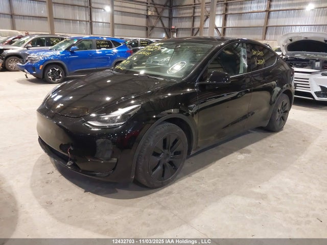 7SAYGDEE0SF283243 Tesla Model Y