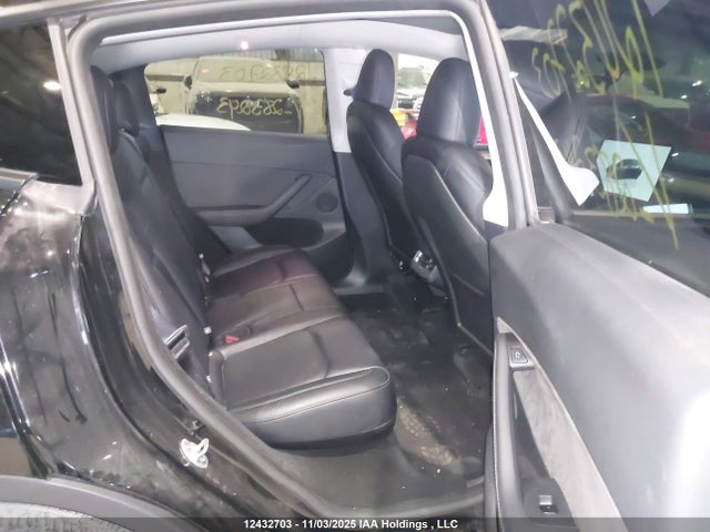 7SAYGDEE0SF283243 Tesla Model Y