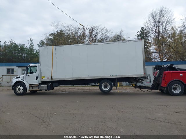3ALACXFD5NDNL5794 Freightliner Conventional