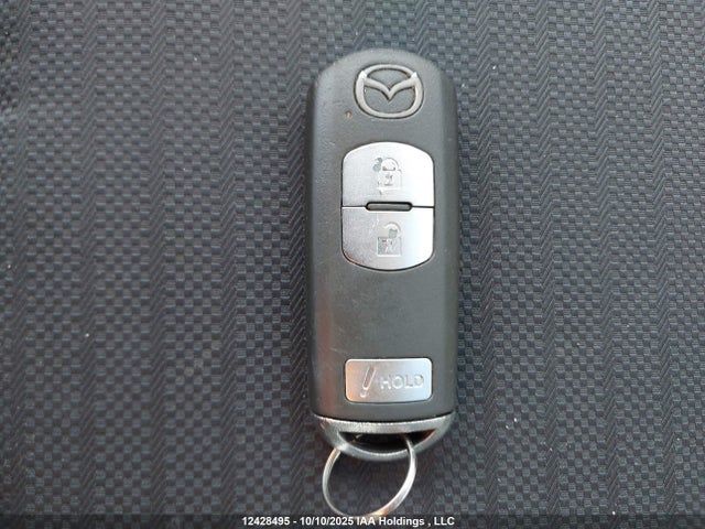 3MZBM1K74GM301355 Mazda pe