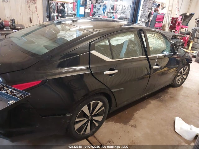 1N4BL4DWXLN300423 Nissan ALTIMA SV