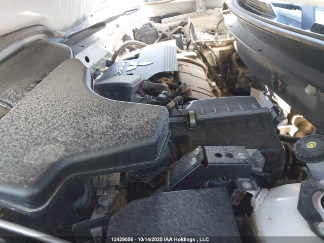 JA4AZ2A38LZ611628 Mitsubishi mivec