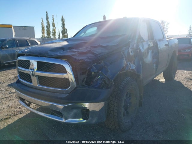 RAM 1500 2015 3C6RR7KT9FG567526 Image 2
