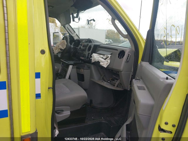 1FDWE3FS1HDC19703 Ford E-350 Cutaway