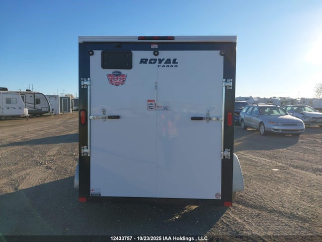 Продажа на аукционе авто 2023 Royal Cargo Cargo Trailer, vin: 2SFFL3363P1082358, номер лота: 12433757