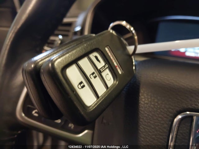 2HKRW2H97KH102678 Honda Cr-v Touring