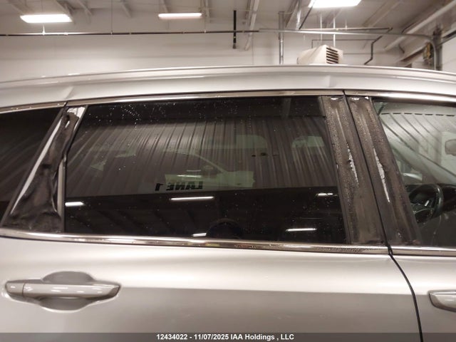 2HKRW2H97KH102678 Honda Cr-v Touring