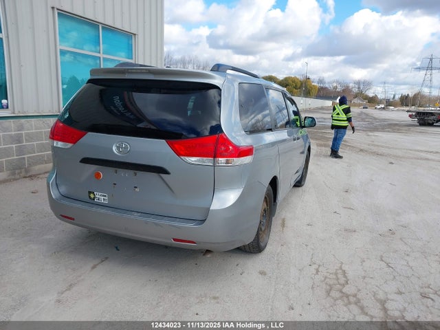 Toyota 2gr-fks 2014 5TDZK3DC0ES448962 Image 4