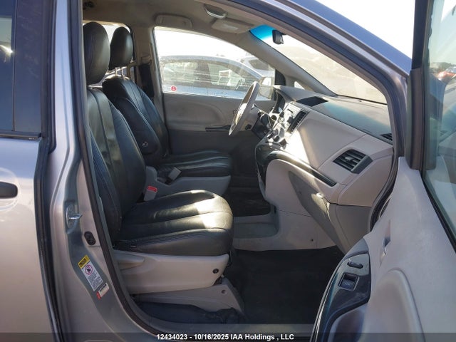 Toyota 2gr-fks 2014 5TDZK3DC0ES448962 Image 5