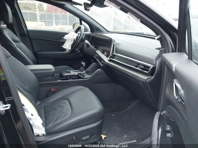 KNDPXCAF2P7066517 KIA Sportage X-line Limited W/black Interior/x-line Limited W/green Interior