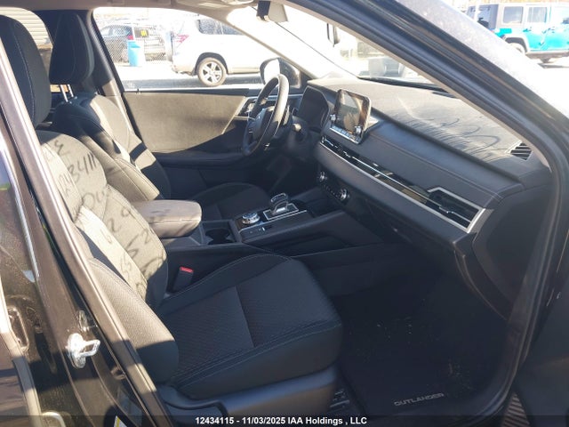 JA4J4UA89RZ612950 Mitsubishi Outlander Es