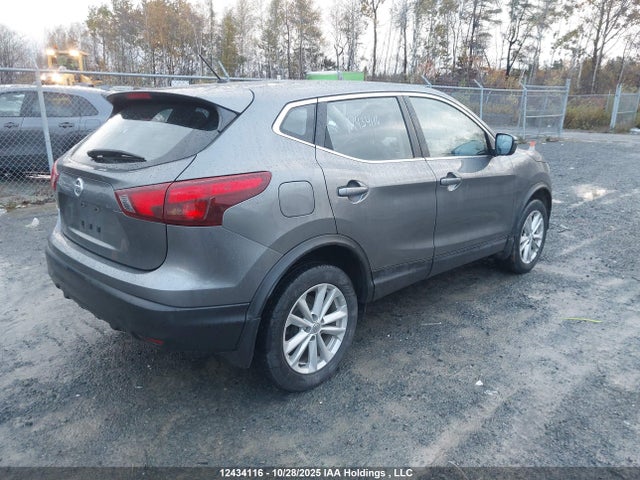 JN1BJ1CP2JW107850 Nissan Qashqai S 4dr2wd