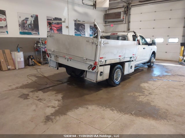 RAM 3500 Tradesman 2024 3C63RPGL0RG202848 Image 4