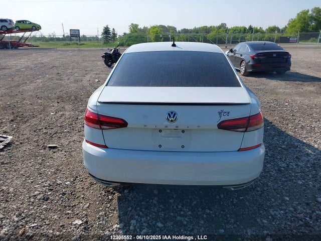 1VWEA7A38LC006374 Volkswagen Passat