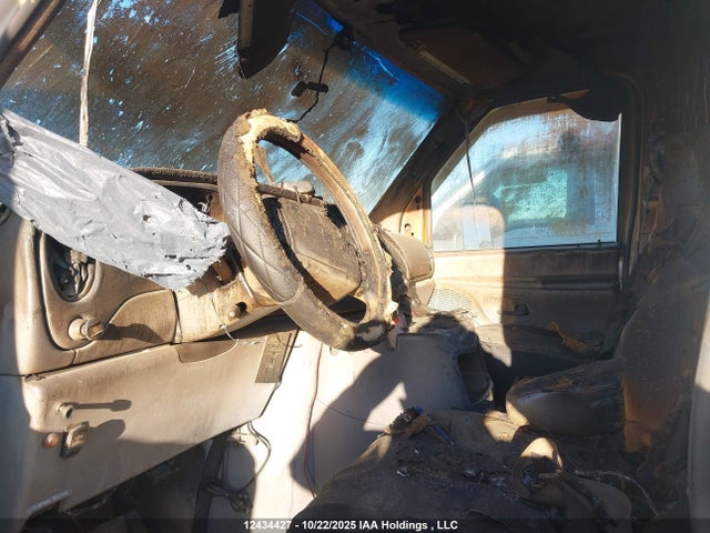 Aukcja sprzedaży 2002 Ford Econoline E350 Super Duty Ctway Van, vin: 1FDWE35L92HA13409, numer aukcji: 12434427