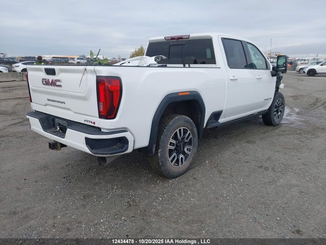 1GT49VEY4NF198878 GMC Sierra 3500hd At4