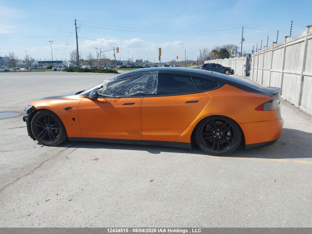 12434515 :رقم المزاد ، 5YJSA1E24GF120921 vin ، 2016 Tesla Model S 60d/70d/75d/85d/90d مزاد بيع