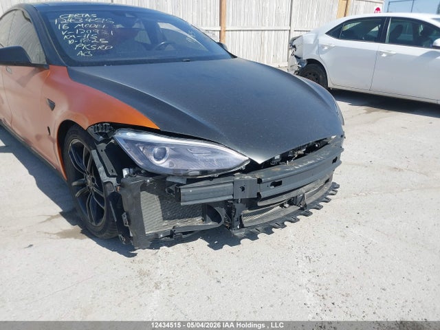 12434515 :رقم المزاد ، 5YJSA1E24GF120921 vin ، 2016 Tesla Model S 60d/70d/75d/85d/90d مزاد بيع