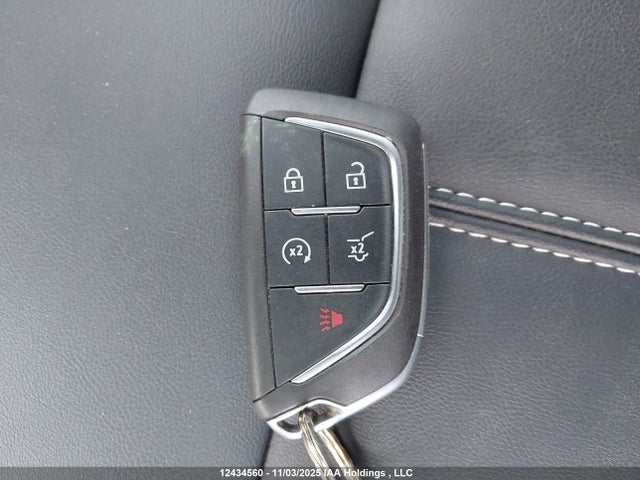 Продажа на аукционе авто 2025 Cadillac Optiq Sport 1 Awd, vin: 3GYK3EMR0SS193214, номер лота: 12434560