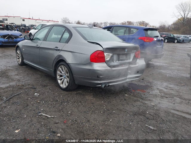 12434617 :رقم المزاد ، WBAPK7G56BNN86550 vin ، 2011 Bmw 3 Series مزاد بيع