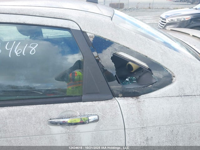 Aukcja sprzedaży 2010 Ford Focus Se, vin: 1FAHP3FNXAW283854, numer aukcji: 12434618