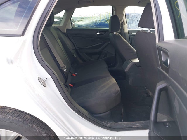 Продажа на аукционе авто 2019 Volkswagen Jetta, vin: 3VWC57BU6KM039986, номер лота: 12434632