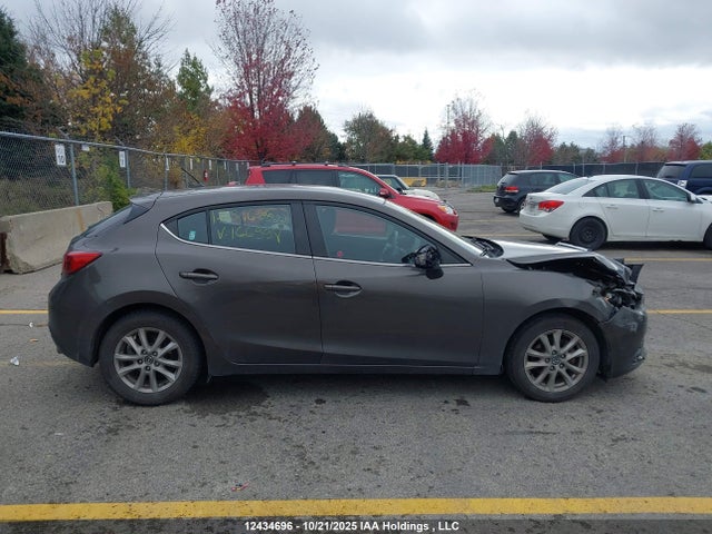 JM1BM1L70E1166998 Mazda MAZDA3