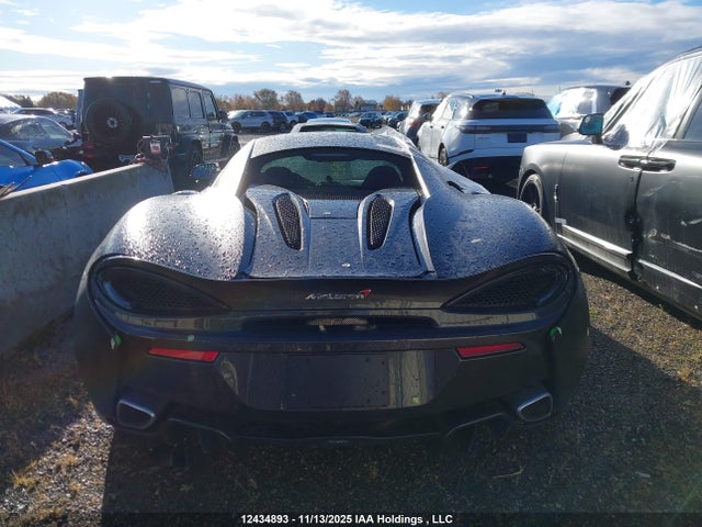 Mclaren 570S 2017 SBM13DAA0HW003751 Image 16
