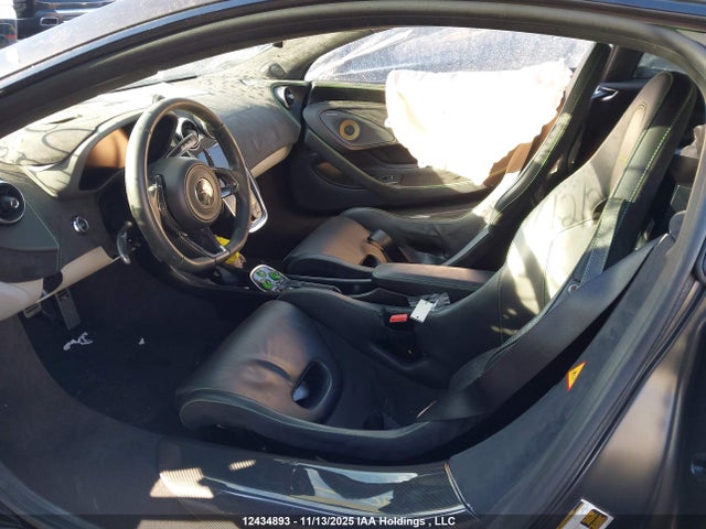 Mclaren 570S 2017 SBM13DAA0HW003751 Image 8