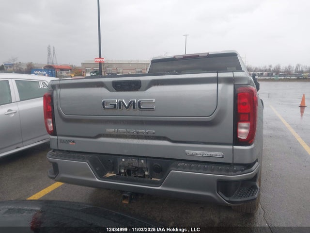 3GTUUCE8XRG324443 GMC Sierra K1500 Elevation