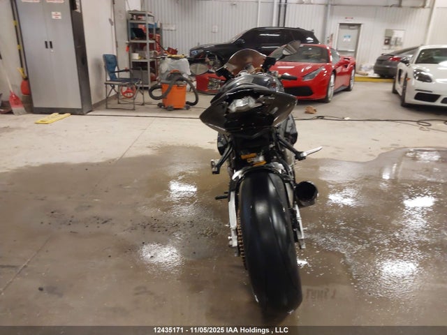 WB1052403EZ041469 BMW S 1000 Rr