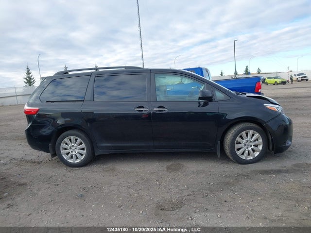 5TDDK3DCXFS121240 Toyota Sienna Xle/limited