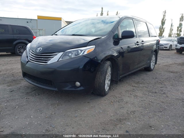 5TDDK3DCXFS121240 Toyota Sienna Xle/limited