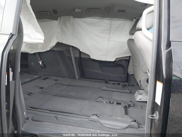 5TDDK3DCXFS121240 Toyota Sienna Xle/limited
