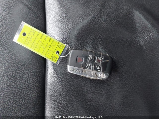 Jaguar s/c lev3 sulev30 2015 SAJXJ0FF5F8U72133 Image 11