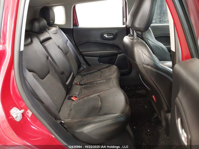 3C4NJDDB8MT524396 Jeep Compass Trailhawk