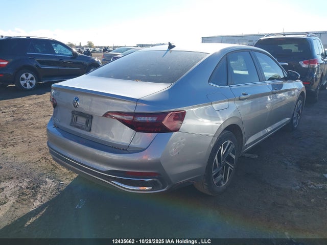 Volkswagen Jetta Highline 2024 3VWGM7BUXRM048740 Image 4