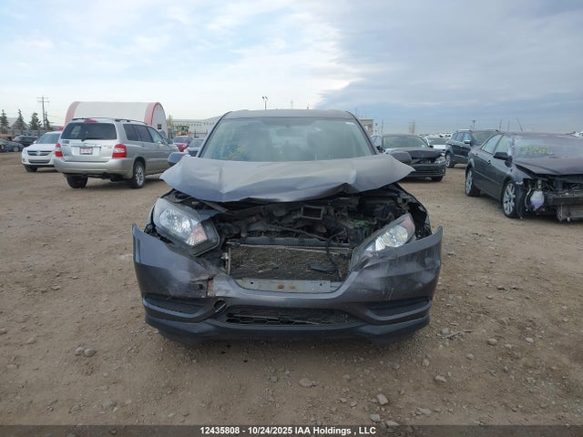 3CZRU6H36GM111103 Honda HR-V LX