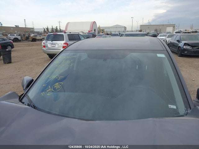 3CZRU6H36GM111103 Honda HR-V LX