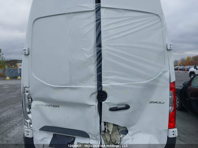 12435831 :رقم المزاد ، W1Y4KCHY4PP555022 vin ، 2023 Mercedes-benz Sprinter 2500 High Roof 4-cyl Diesel مزاد بيع
