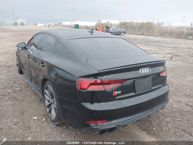 WAUC4CF58JA035738 Audi S5 Prestige