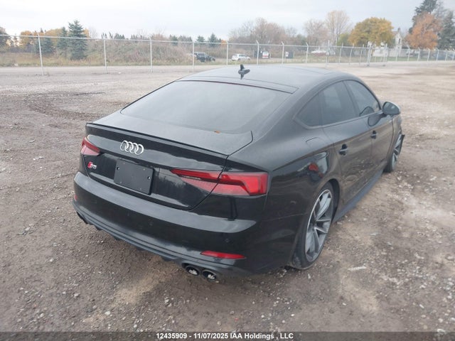 WAUC4CF58JA035738 Audi S5 Prestige