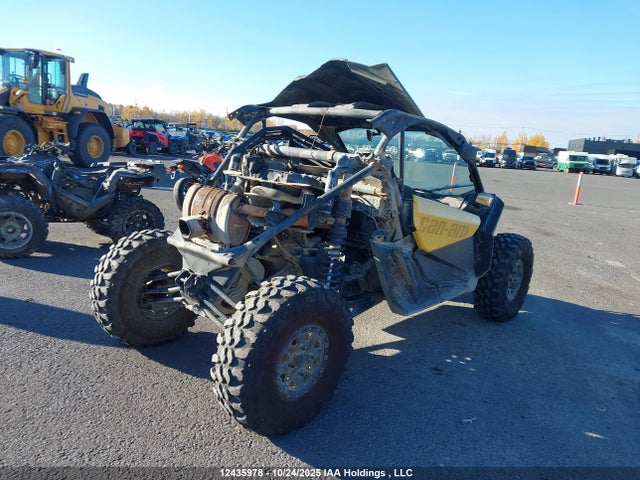 3JBVDAW49JK001431 Can-Am Maverick X3 X Ds Turbo R