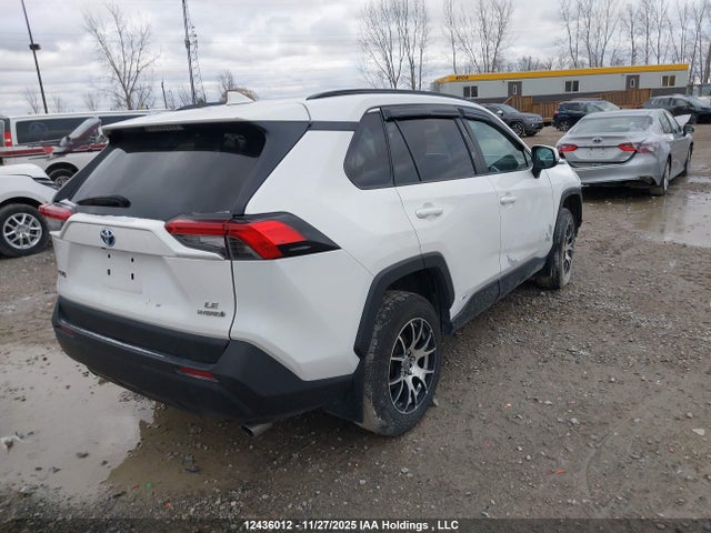 2T3BWRFV2NW134140 Toyota RAV4 LE