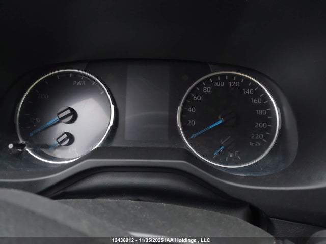 2T3BWRFV2NW134140 Toyota RAV4 LE