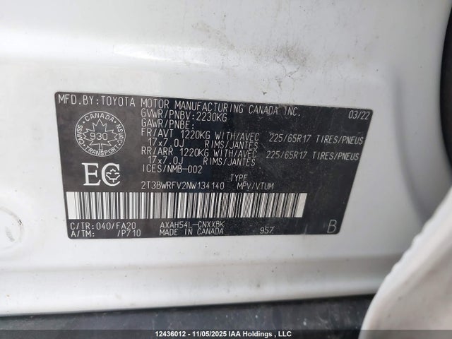 2T3BWRFV2NW134140 Toyota RAV4 LE