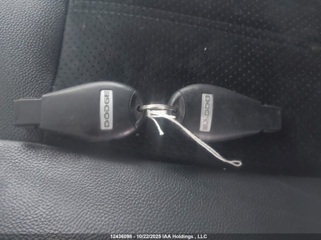 2C4RDGBGXJR329066 Dodge Grand Caravan Se