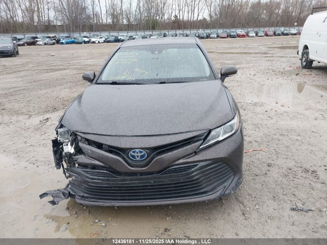 4T1B31HKXJU001786 Toyota CAMRY LE