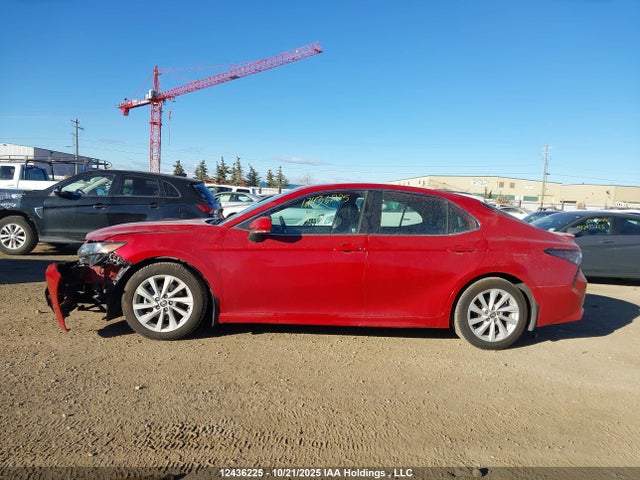 4T1G11AK3NU056303 Toyota CAMRY SE