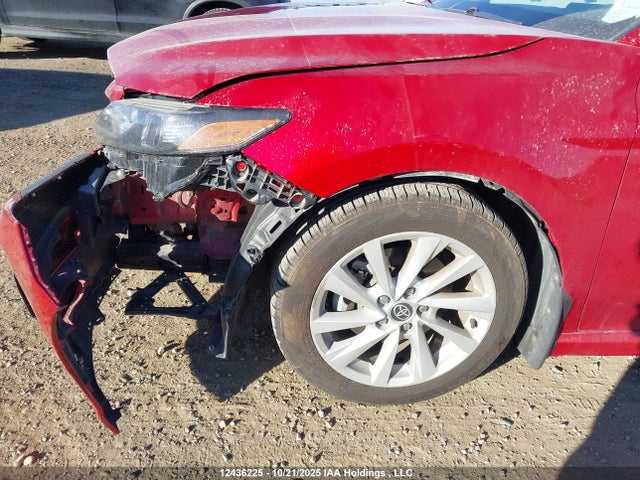 4T1G11AK3NU056303 Toyota CAMRY SE